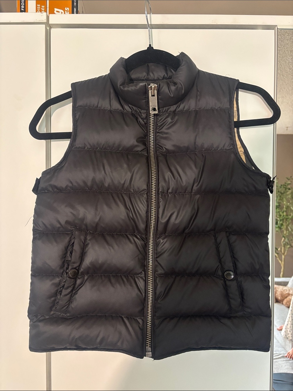 Kids Burberry size 10 Black Quilted Puffer Vest - Lightweight Insulated Vest